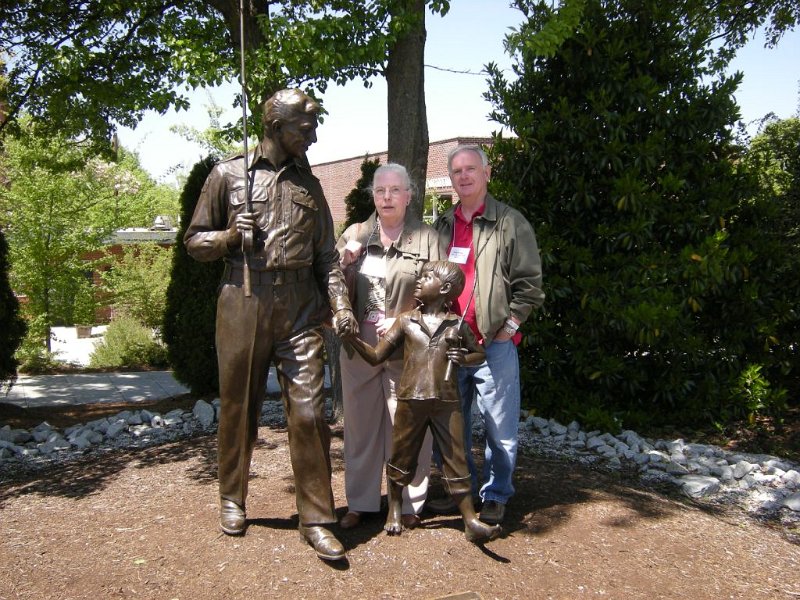 Image 015.jpg - The Robbs with Andy and Opie